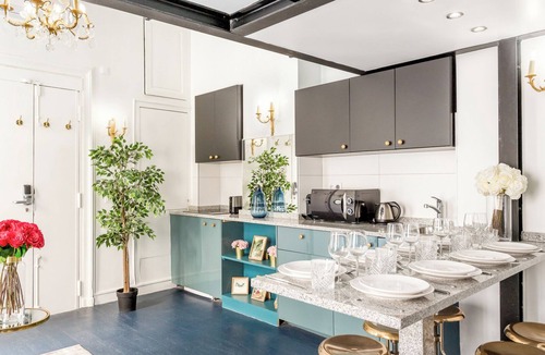Les Halles Apartment | Merveil - Luxury Suite - Louvre - Aboukir II