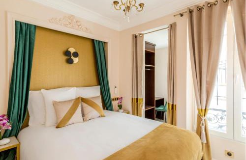Quartier Sainte-Avoye Apartment | Merveil - Luxury Suite - Louvre - Ours II