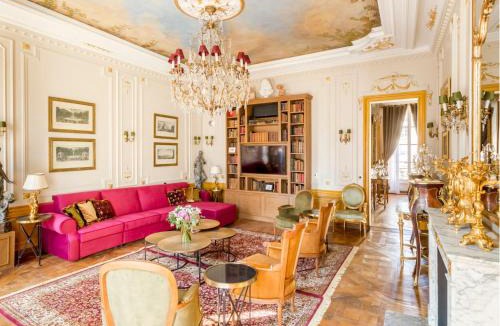 3rd Arrondissement Apartment | Merveil - Signature Suite - Marais - Braque