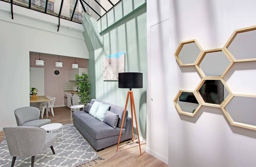Arts-et-Metiers Apartment | Meslay 1 - Three Bedroom Apartment, Sleeps 8