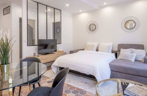 Quartier Sainte-Avoye Apartment | Montmorency III - Studio Apartment, Sleeps 2