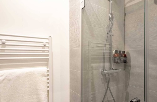 Quartier Sainte-Avoye Apartment | Montmorency III - Studio Apartment, Sleeps 2