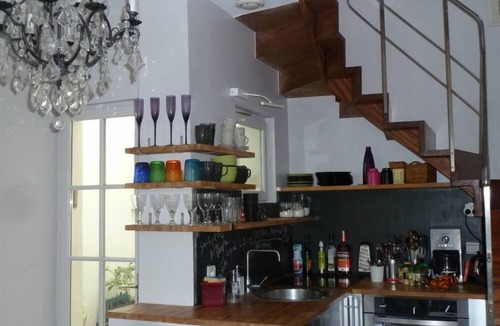 12th Arrondissement House | Nation :quiet, sunny, private house*+ free pking in private street.
