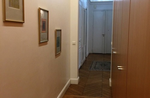 Passy Apartment | Near Olympic Village Beautiful, spacious Haussmann apartment Trocadéro Passy
