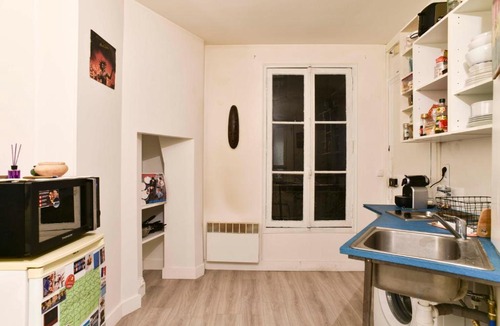 Quartier de la Goutte-d'Or Apartment | New! Nice flat for 4 - Paris 18