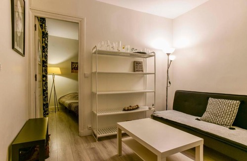 Quartier de la Goutte-d'Or Apartment | New! Nice flat for 4 - Paris 18