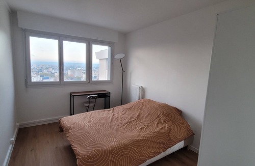 Epinay-sur-Seine Apartment | NIA RENT] Grand appartement avec parking privé au pied de paris- Stade de france