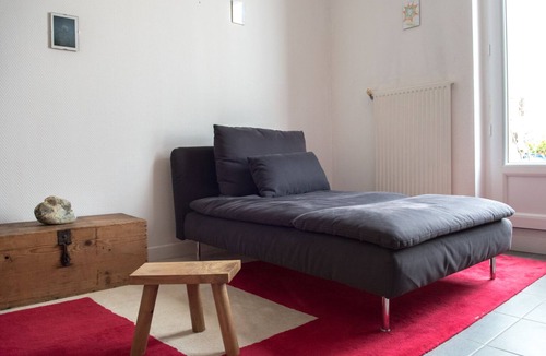 Aubervilliers Apartment | Nice, large family apartment (2 bedrooms - sleeps 5) very close to Paris
