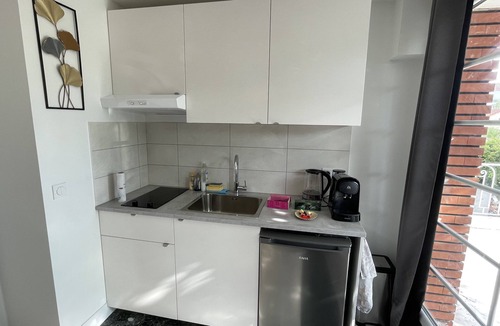 Vaujours Cabin | Nice T2, terrace and garden near Roissy CDG Disney Asterix ideal for families