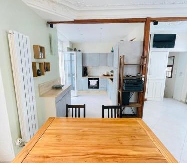Noisy-le-Grand Apartment | Noisy Home - 10 pers - Paris