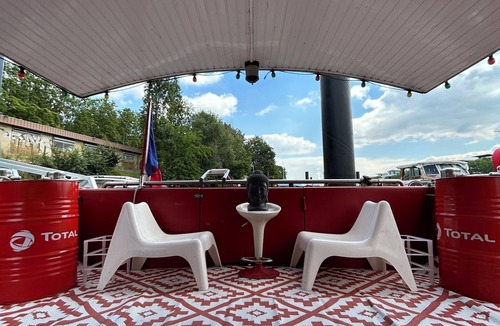 Asnieres-sur-Seine Boat Rental | Péniche Liberté aux Portes de Paris