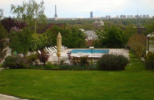 Suresnes Apartment | PARIS BELVEDERE WITH PANORAMIC VIEW ON PARIS AND EIFFEL TOWER