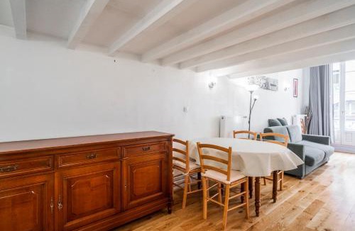 12th Arrondissement Apartment | Paris Center Loft
