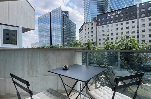 Gambetta Apartment | Paris La Défense - Confort Élégance