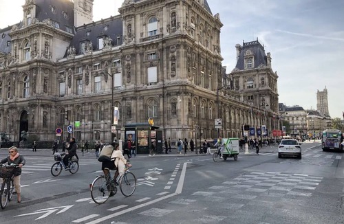 Saint-Merri Apartment | Paris Rivoli - City Hall the Marais