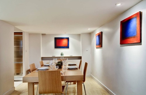 Saint-Gervais Apartment | PARISIAN LOFT - WHERE CONVENIENCE MEETS COMFORT – RUE DES ROSIERS - LE MARAIS