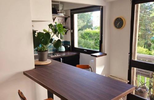 Hotel de Ville Apartment | Park view, relax and unwind! Near Paris center and Disneyland