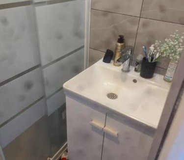 Noisy-le-Sec Apartment | Petit Simple Studio In Paris Romainville Carnot