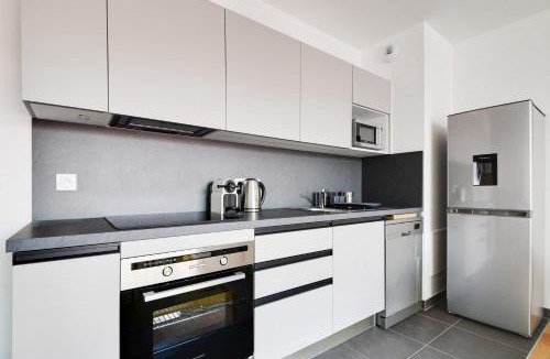 Clichy Apartment | Pick A Flat's Apartments with Terrace in Clichy - Boulevard Jean-Jaures