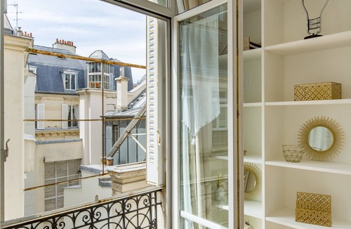 L'Europe Apartment | Pristine near Parc Monceau, by Veeve