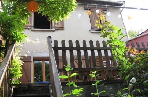 Montreuil Resort | Private room ∙ 5 guests