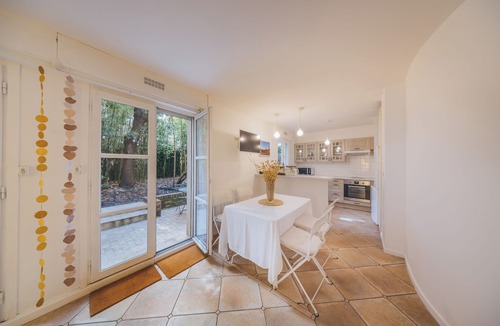 Jardin des plantes Apartment | Quiet duplex with private garden and terrace