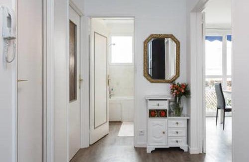Asnieres-sur-Seine Bed & Breakfast | REFAIT A NEUF Appartement proche de Paris