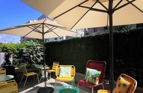Asnieres-sur-Seine Apartment | Residhome Asnières Park