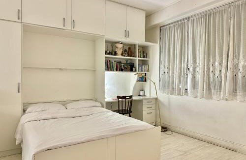 Auteuil Apartment | Small Cosy Studio in Paris