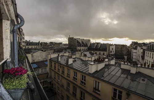 Enfants-Rouges Apartment | Spacious furnished studio Paris, Marais, Carreau du Temple