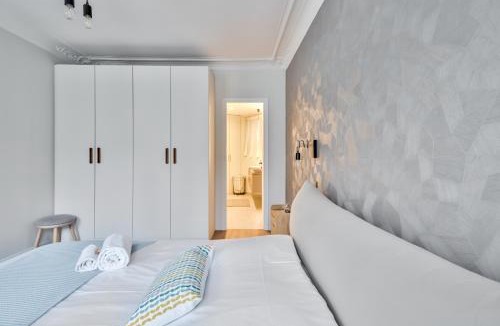 Quartier Sainte-Avoye Apartment | Splendid 3 bdrs Flat in a Prime Location of Paris