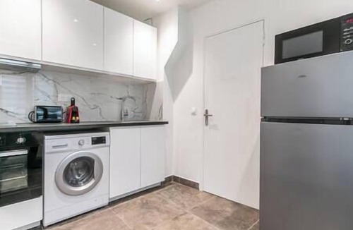 Montreuil Apartment | Splendid Appart Diderot 2 - Near Vincennes
