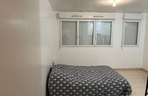 Clichy Apartment | Studio à 2 pas du métro