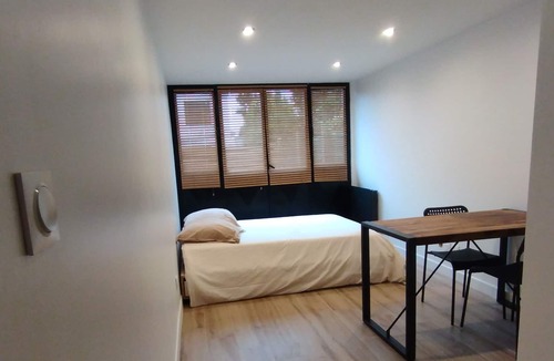 Neuilly-Plaisance Apartment | Studio au Calme Donnant sur Jardin