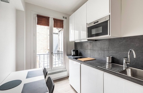 Chaillot Apartment | Studio avenue Foch Champs Elysées - Bail civil