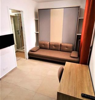 La Mare Apartment | Studio Charmant et Cosy Proche Paris et Bourget Ideal pour Couples et professionnels moins 15 pourcebt séjour longue durée