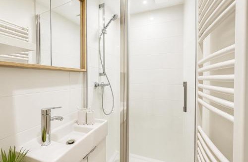 Combat Apartment | Studio cosy proche des Buttes-Chaumont