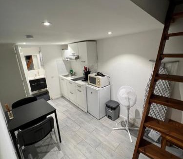Joinville-le-Pont Apartment | Studio indépendant plein pied avec mezzanine