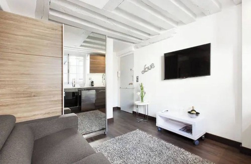 Quartier de la Place-Vendome Apartment | Studio Opéra/louvres