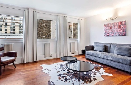 Grenelle Apartment | Stunning 1 Bedroom Apartment in Paris