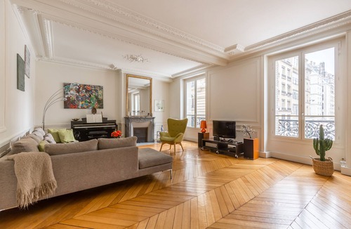 L'Europe Apartment | Style near Parc Monceau, by Veeve