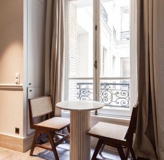 Quartier de la Place-Vendome Apartment | Stylish Apartment - 1BR-4P - Vendôme Square