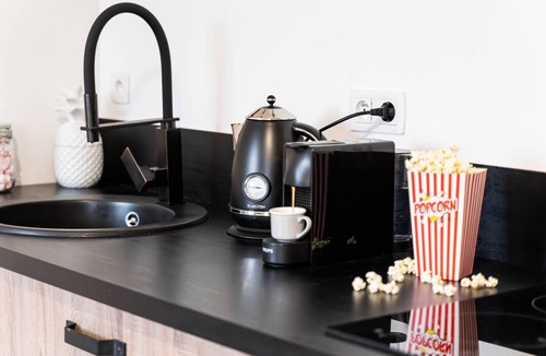 Coupvray Apartment | Suite Belmondo - 4P near Disneyland Paris