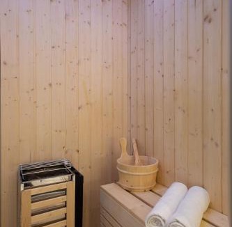 Les Pavillons-sous-Bois Apartment | Suite Love Hammam et Sauna