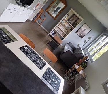 Combat Apartment | Superbe appartement Paris Centre - Buttes Chaumont