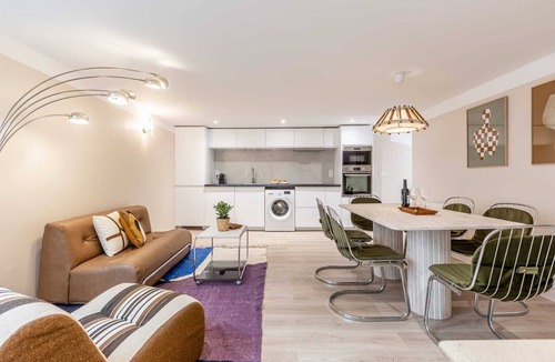 Quartier de la Place-Vendome Apartment | Sweett | Madeleine I