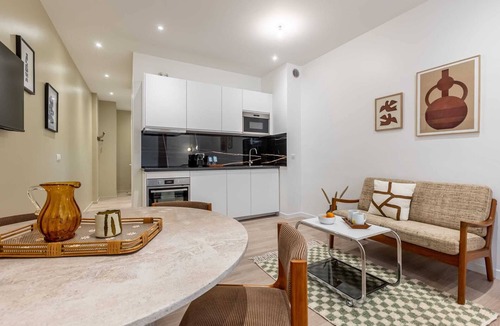 Quartier de la Place-Vendome Apartment | Sweett | Madeleine II
