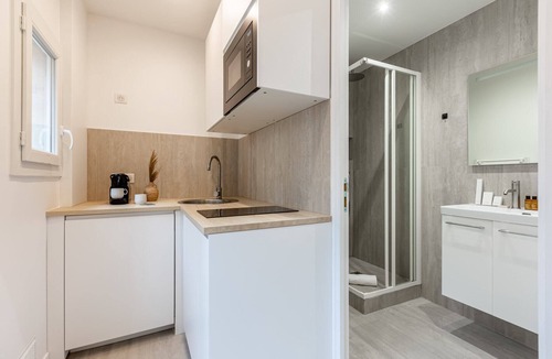 Quartier de la Place-Vendome Apartment | Sweett | Madeleine VI