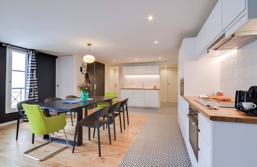9th Arrondissement Apartment | Sweett | Saint Lazare II