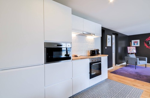 9th Arrondissement Apartment | Sweett | Saint Lazare II